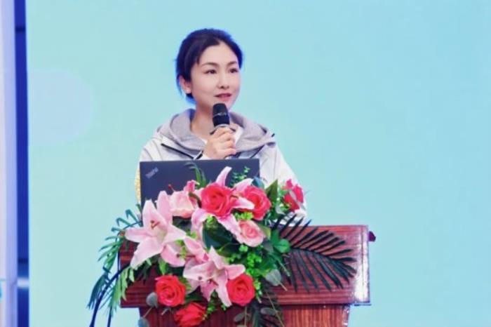 以“筆”為徑 用AI守護(hù)，阿爾法蛋愛心捐贈惠及北京懷柔三小師生