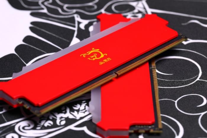 擁有一套國韻加持的內(nèi)存是什么體驗(yàn)，紫光國芯云彣「煌」系列內(nèi)存評(píng)測