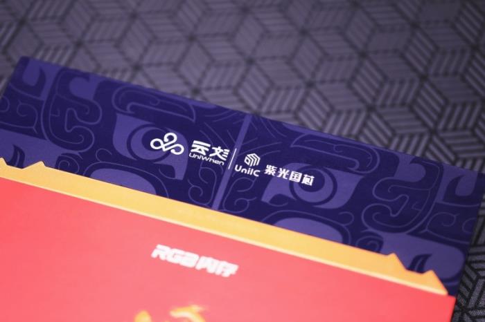 硬控發(fā)熱，一鍵躍至6400MT/s，「煌」系列DDR5內(nèi)存超頻體驗