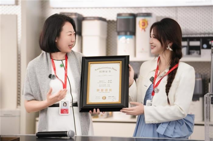 安吉爾亞洲一號店盛大開業(yè)：立足家裝潮流高地，引領(lǐng)凈水消費新趨勢