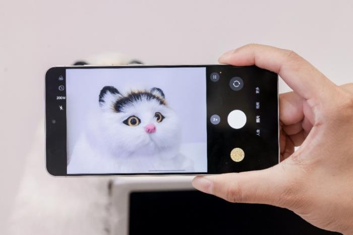 體驗三星Galaxy S25 Edge 超輕薄旗艦風(fēng)潮由此開啟
