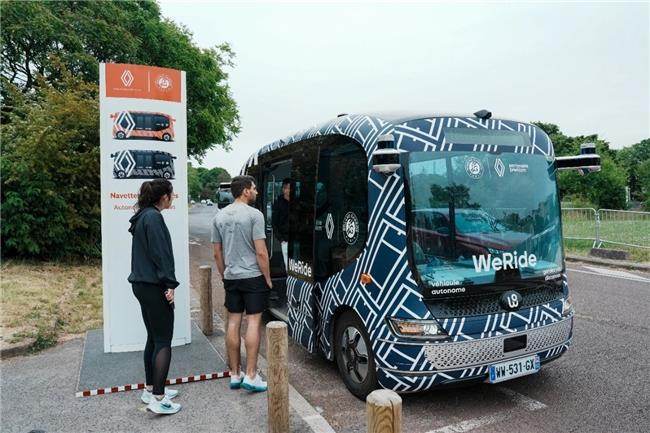 文遠知行法國市場再迎喜訊，文遠知行和雷諾在法網(wǎng)現(xiàn)場又雙叒閃亮登場