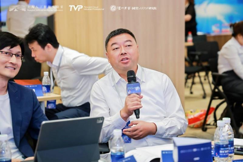 從具身智能到行業(yè)應(yīng)用，騰訊云攜業(yè)界專家共話AI新趨勢