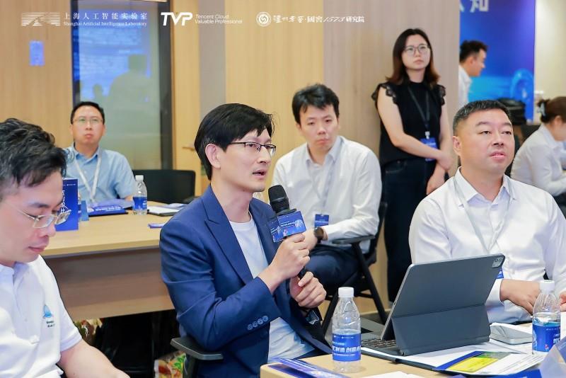 從具身智能到行業(yè)應(yīng)用，騰訊云攜業(yè)界專家共話AI新趨勢