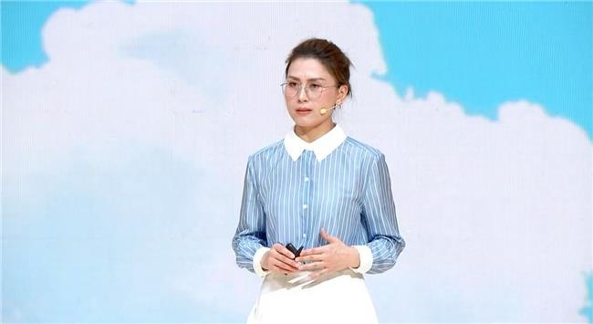 重構時尚出行基因：愛瑪×黃油小熊聯名系列發(fā)布引領電動兩輪車美學革命