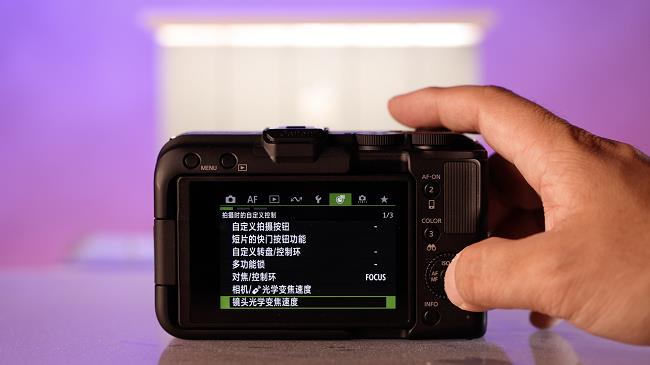 終于，這臺(tái)相機(jī)“說(shuō)服”了我可以拍好視頻 - 佳能EOS R50 V視頻拍攝體驗(yàn)