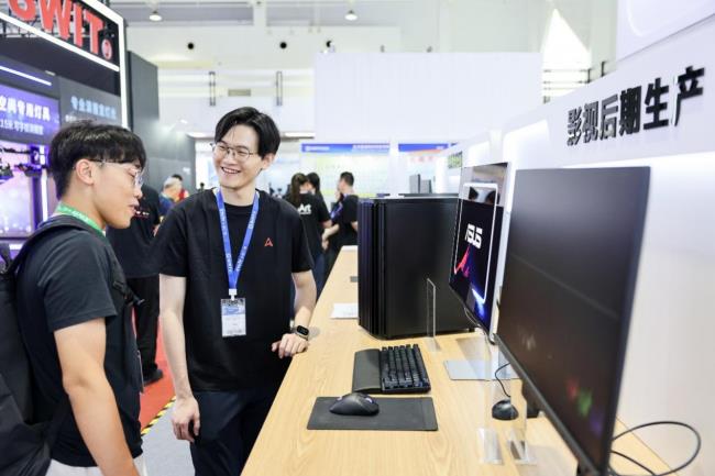 BIRTV2025，全能王牌華碩ProArt創(chuàng)夢Pro OLED專業(yè)顯示器冠絕全場！