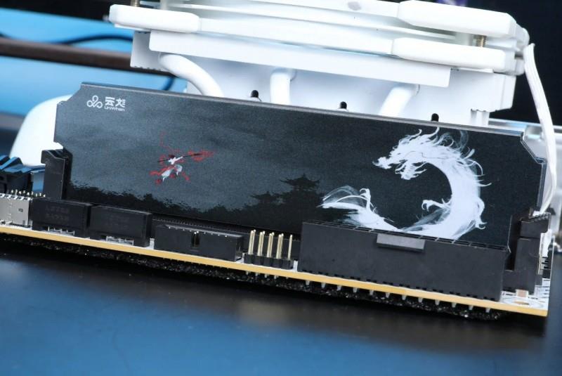 挑戰(zhàn)ITX裝機兼容性！云彣綾龍DDR5內存成破局法寶？